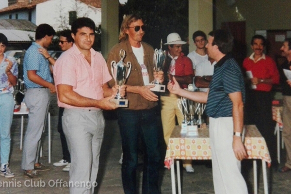 tennis-club-offanengo-33F13F99D-97BE-D39F-21F7-3112AB5EAFC0.jpg